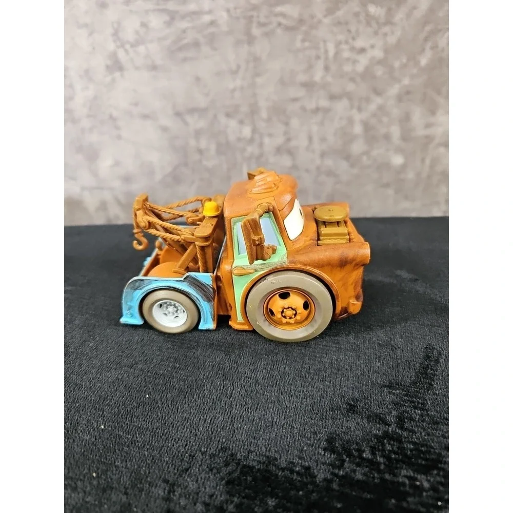 Disney Pixar Cars Tow Mater‎ Truck Drag N Go In Reverse #J8575 Friction Car